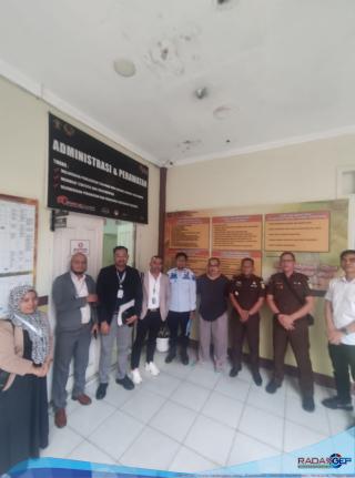 Jaksa Jebloskan Mantan Pimcab BRK Ke Rutan Pekanbaru